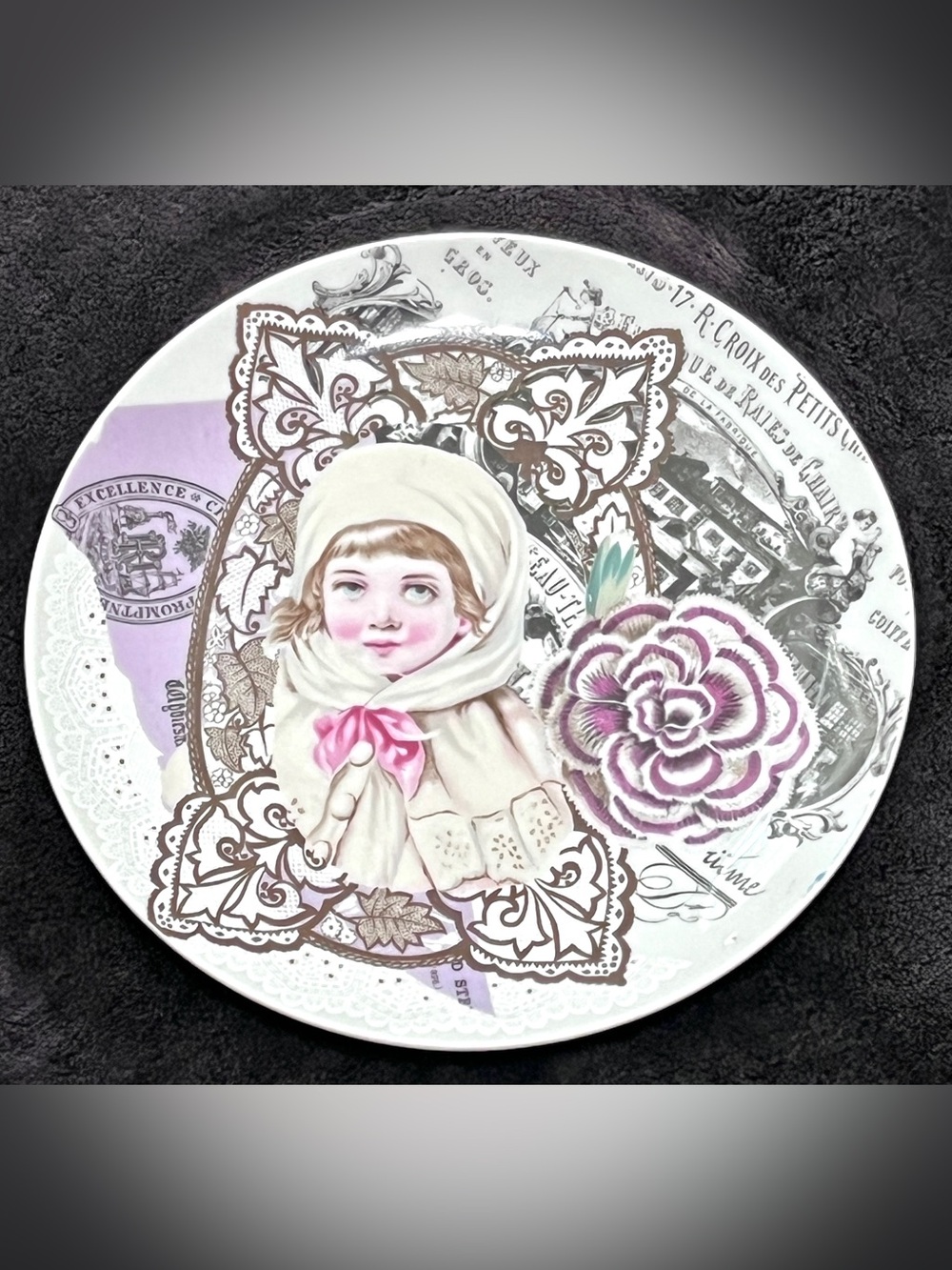 Vintage Gloria Vanderbilt Sigma Fond Memories Victorian Collage Plate Japan